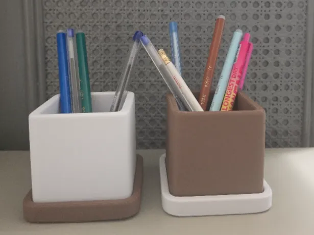 Simple pen holder