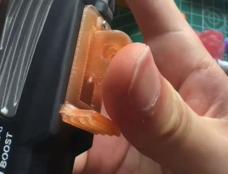 Niterider light quick release