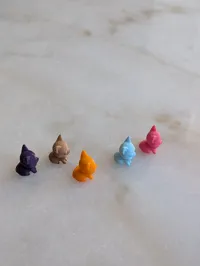 12 Foxes