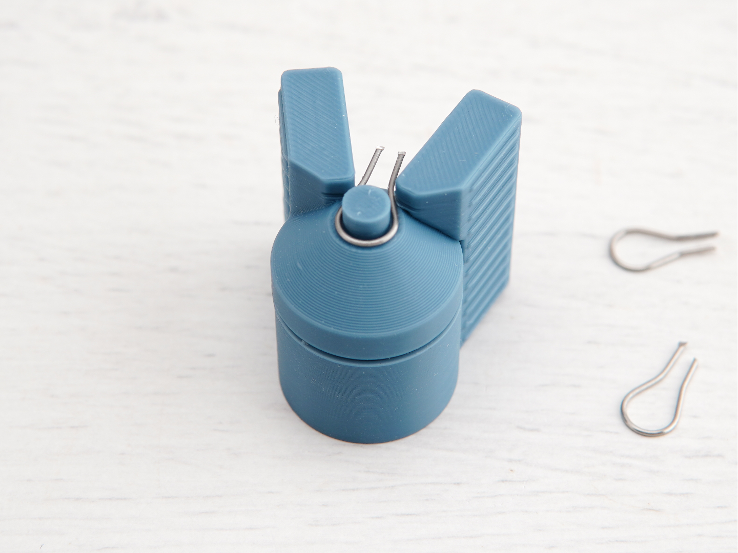 Ornament Hook - Wire Bending Tool - 1