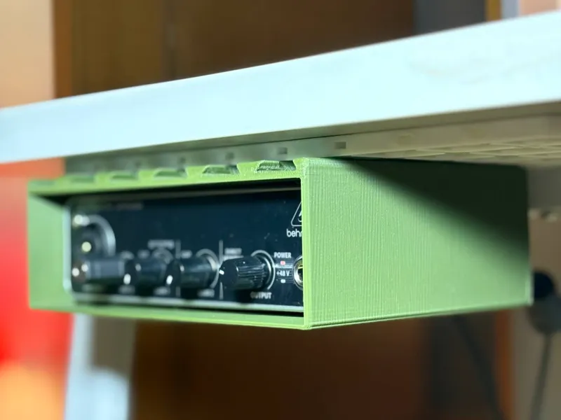 Opengrid Behringer UMC22 desk mount (multiconnect)