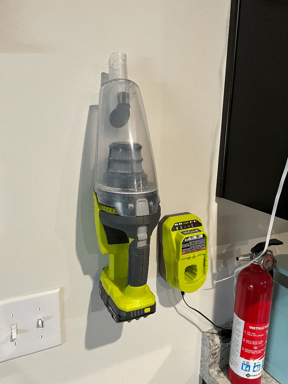 Ryobi Handheld Vacuum PCL705 Wall Mount Bracket by Whimsii3D MakerWorld