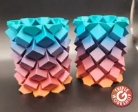 Vases spirale façon sucre en morceaux V2 — photo 1