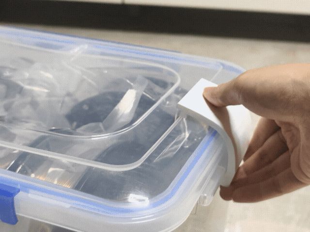 30L保鲜盒能装8卷耗材的防潮箱密封扣盖
