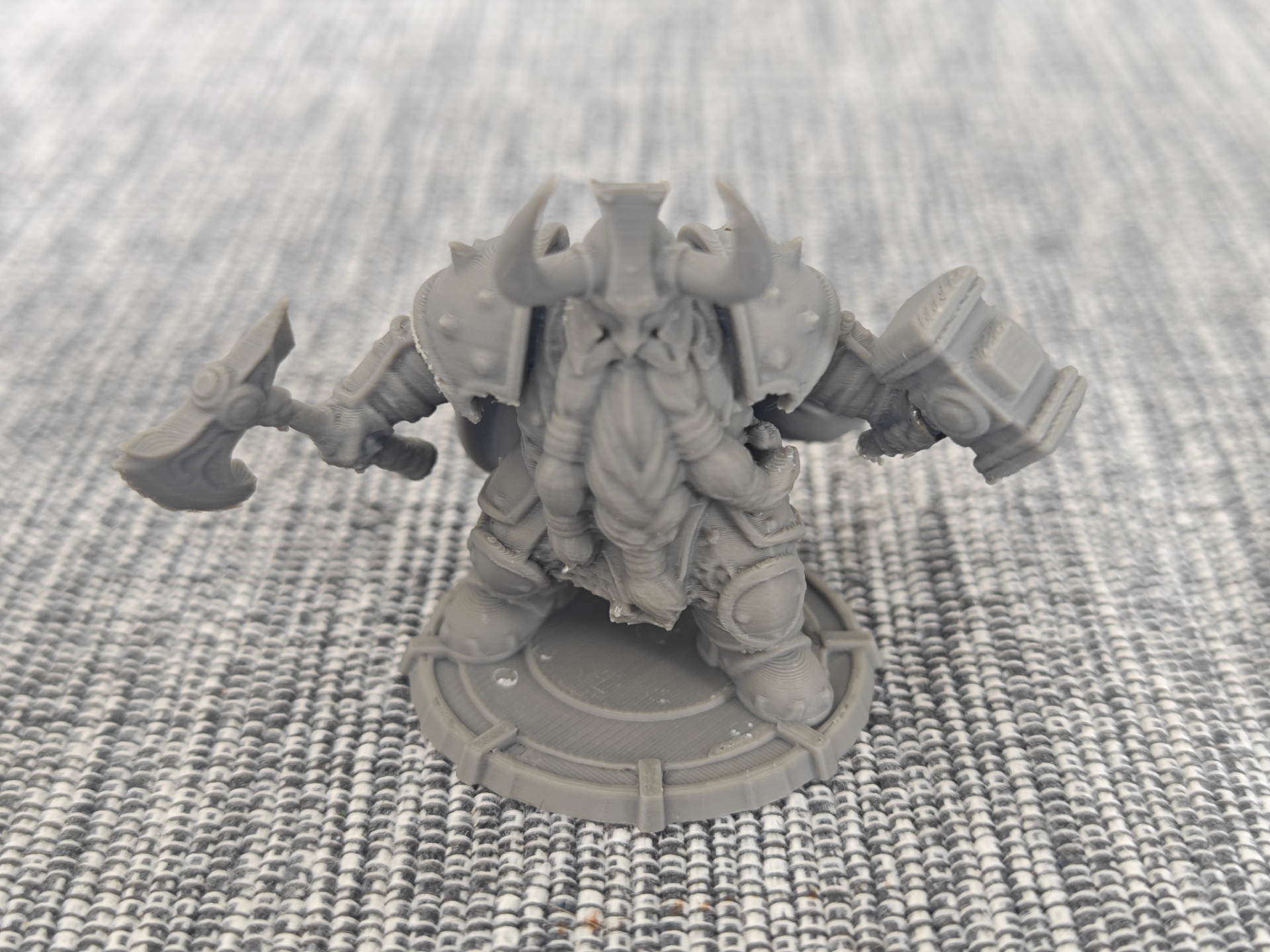 Muradin Mountain King -  Dwarf Lord Miniature