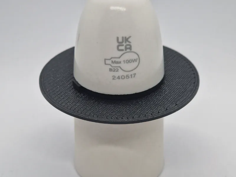 E27 40mm to B22 29mm Ring Adaptor UK light fitting