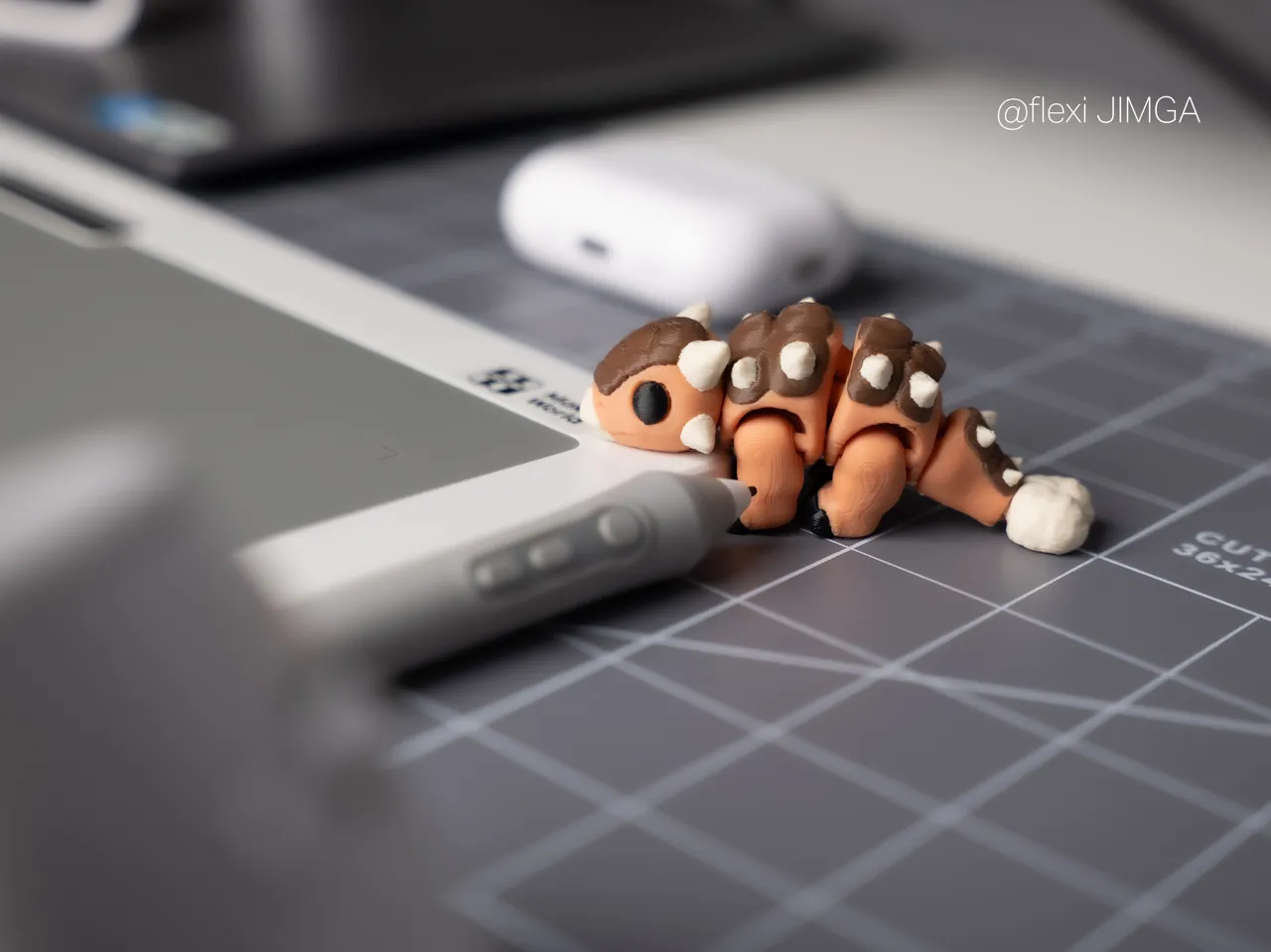 Mini Articulated Ankylosaurs | Keychain Version view 3
