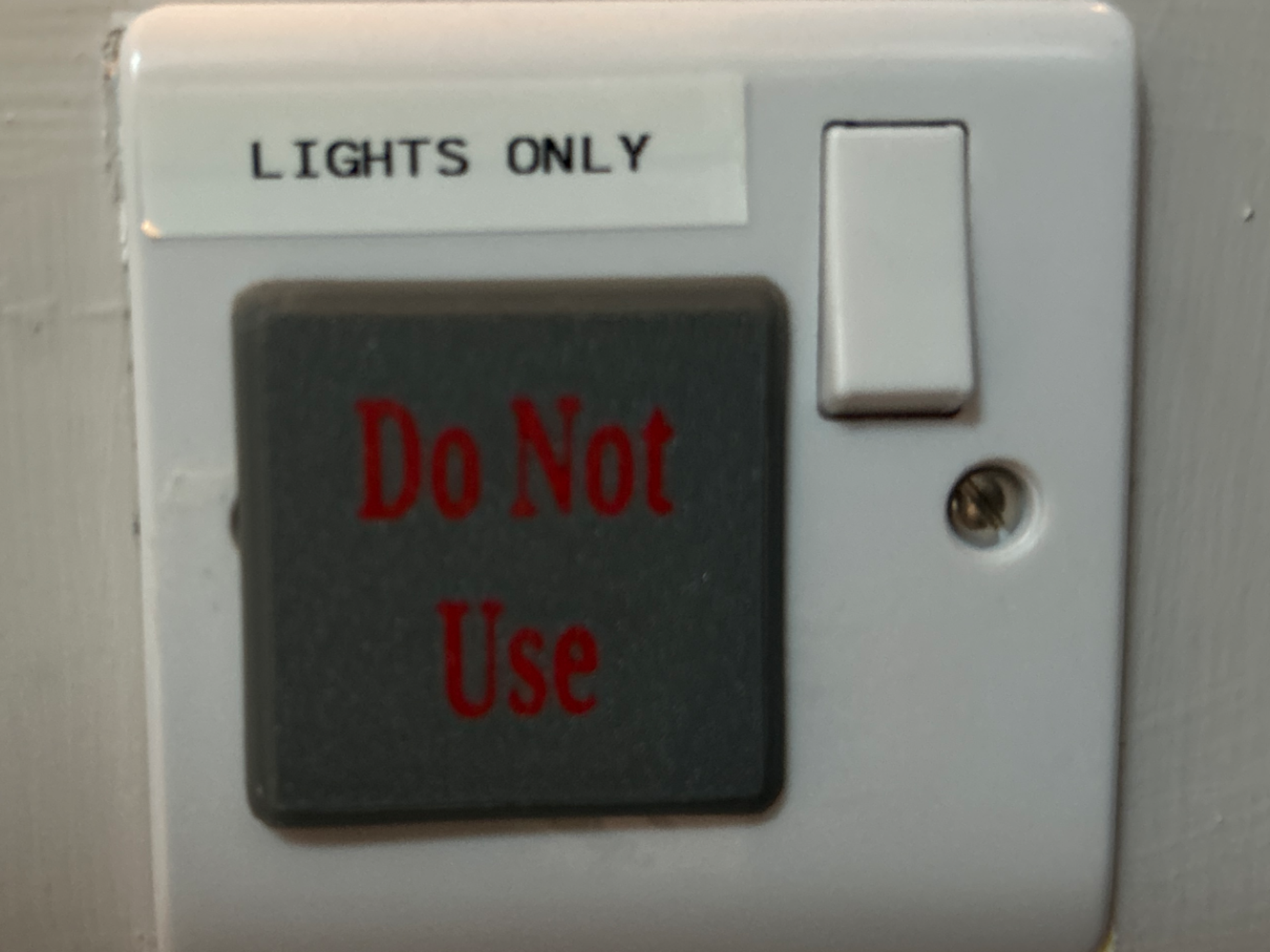 UK Plug Cover- With "Do Not Use" Text