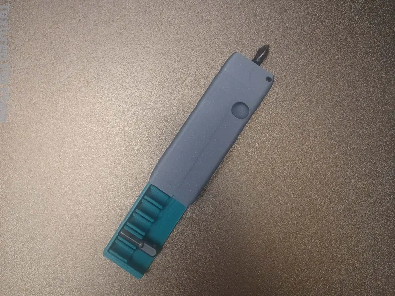Slimline Keychain Screw Driver and Bit Holder