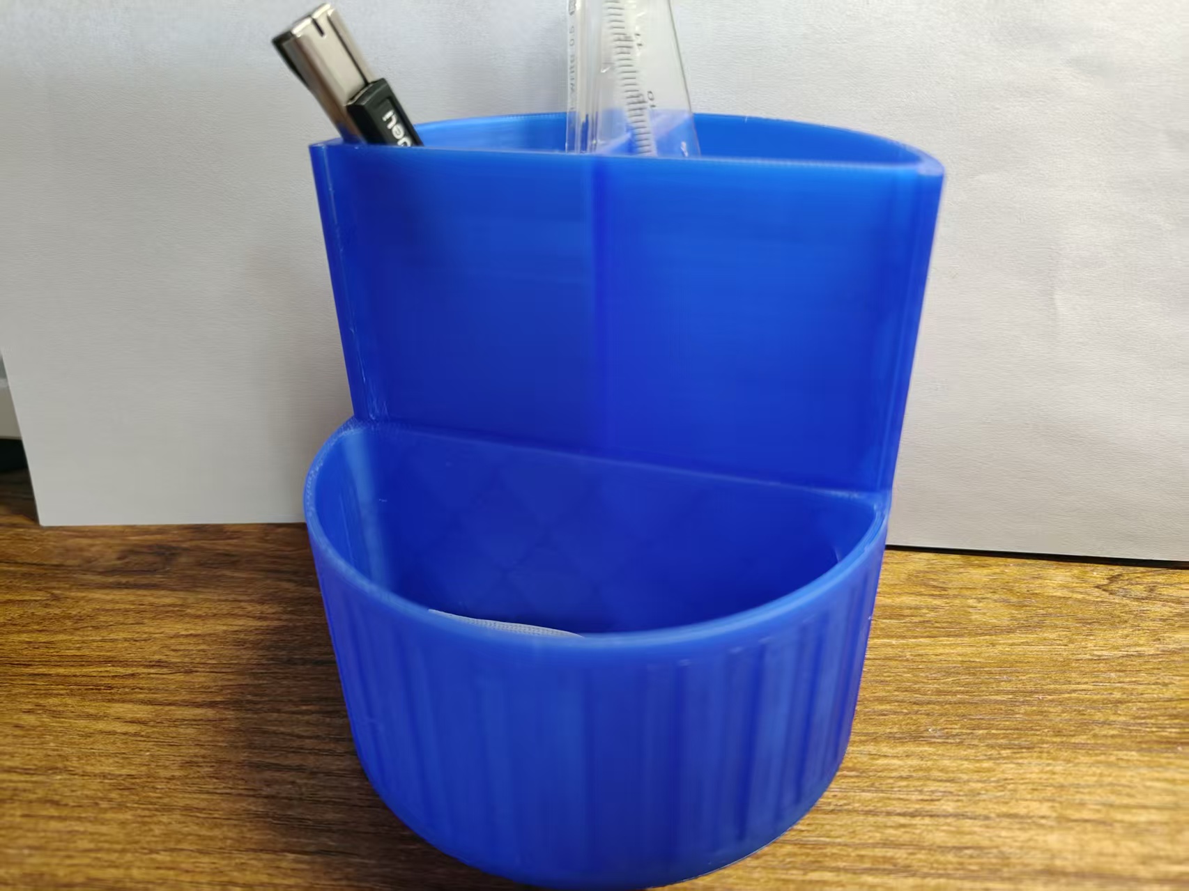 Miniatura 1 do modelo 3D 可替换面板笔筒