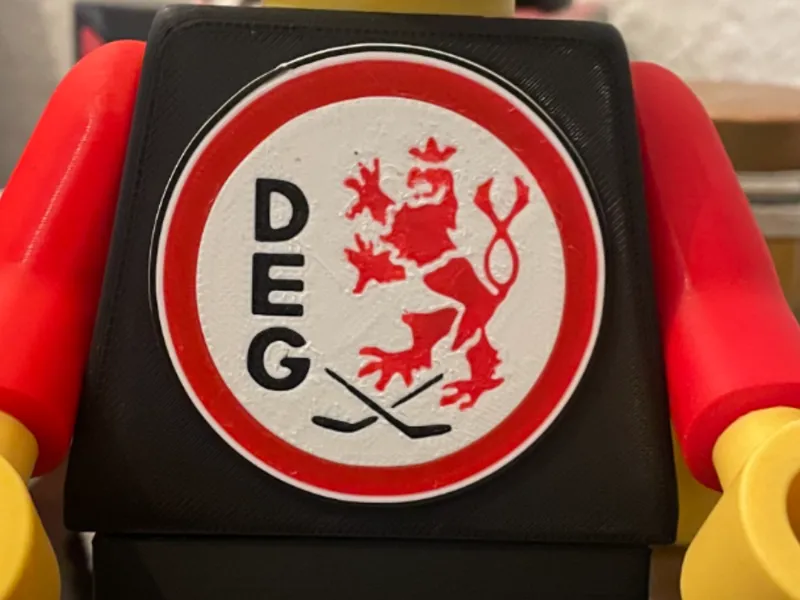 großer Ziegelsteinmann DEG