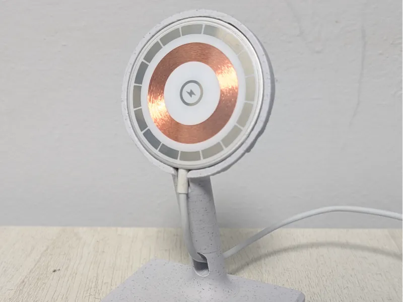 MagSafe Stand
