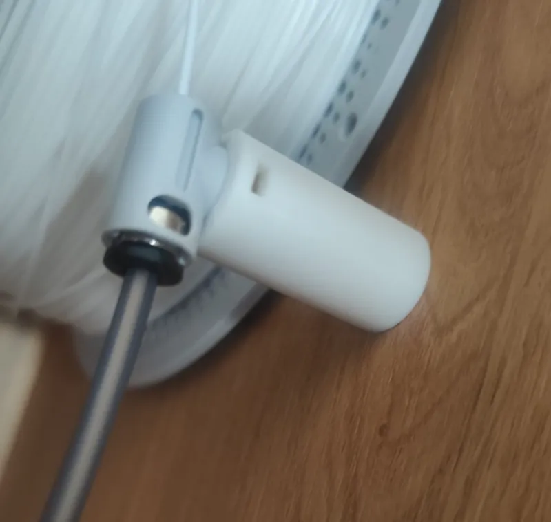 Filament holder