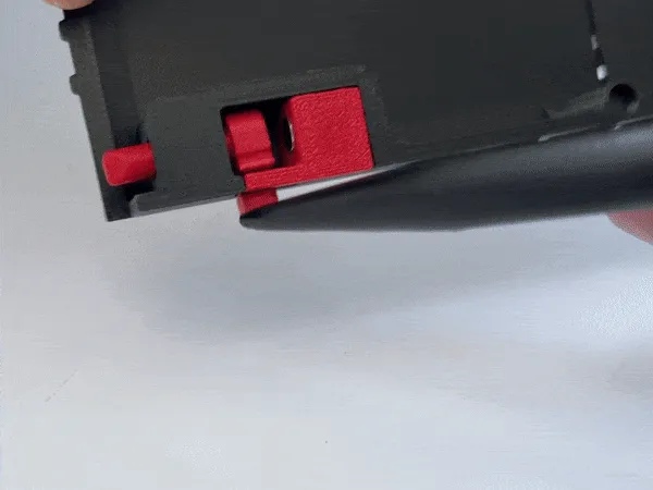 Strong Case - Lock mechanism view 2