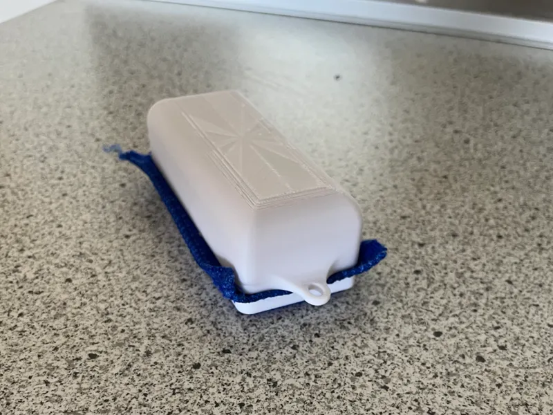 Whiteboard eraser for microfiber cloth