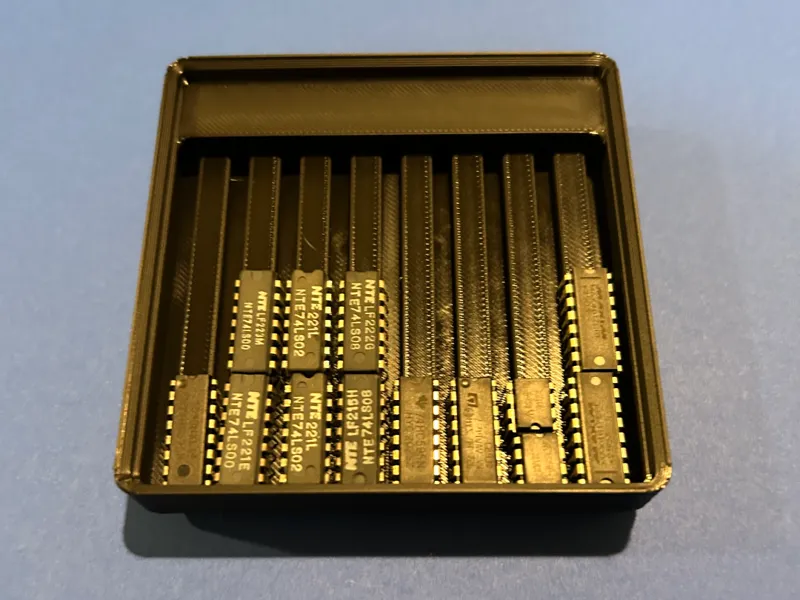 Gridfinity IC Holder