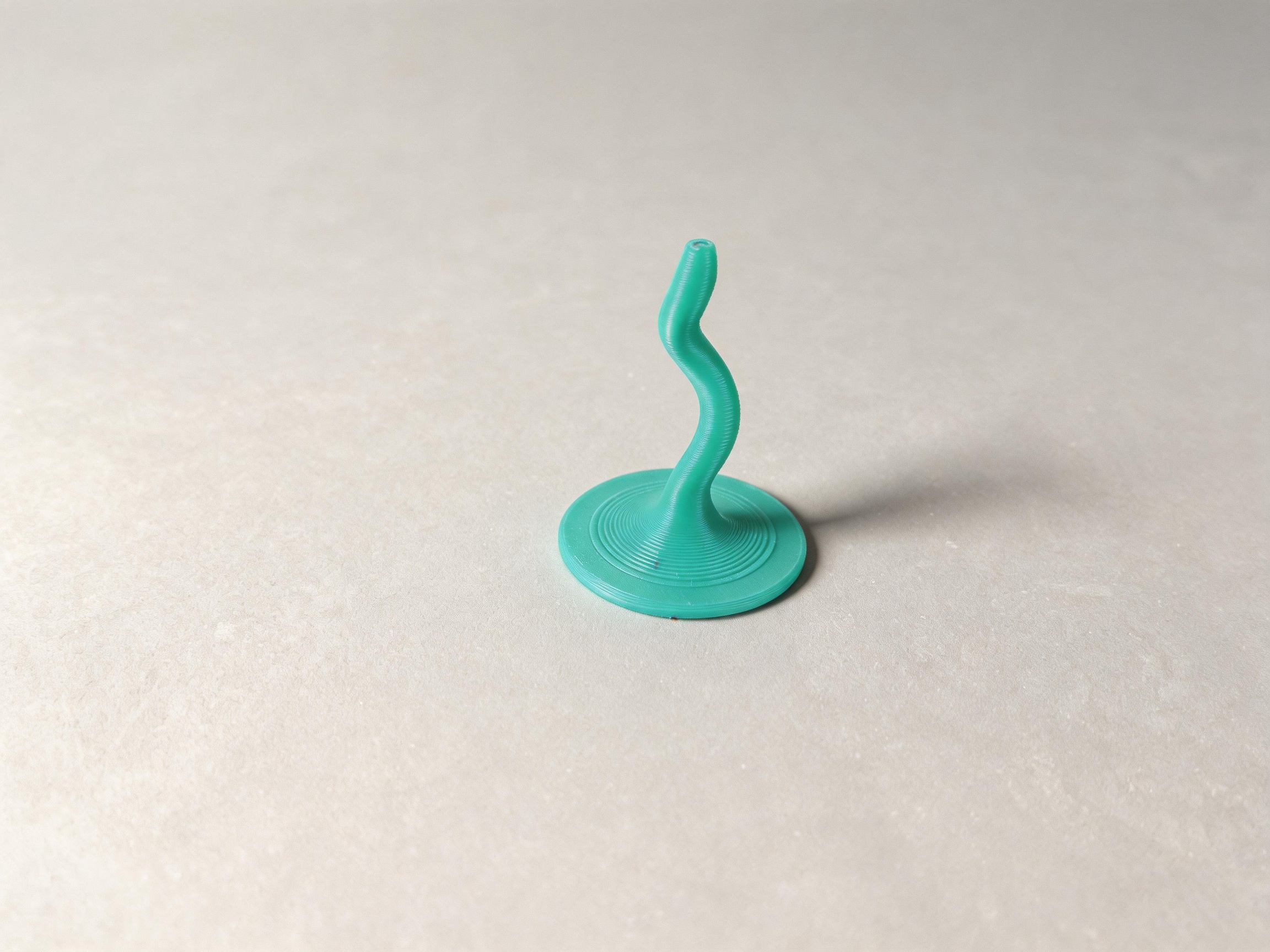 Miniatura 5 do modelo 3D 平衡鸟、平衡鹰、指尖上的不倒翁