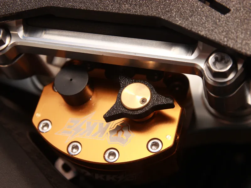 Scotts performance steering dumper custom knobs