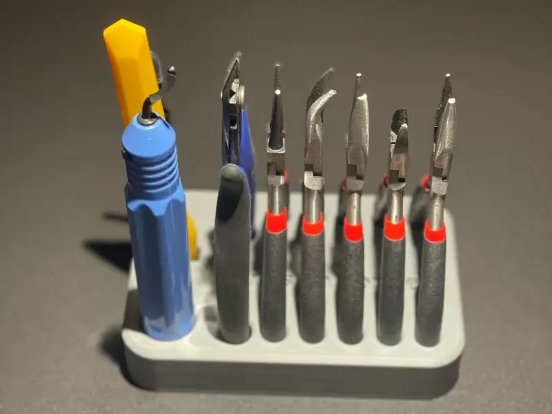 Tool holder