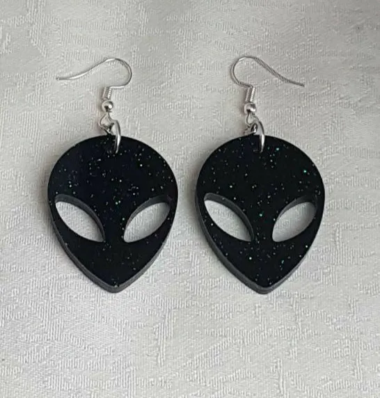 ¡HALLOWEEN ALIEN EARRINGS!