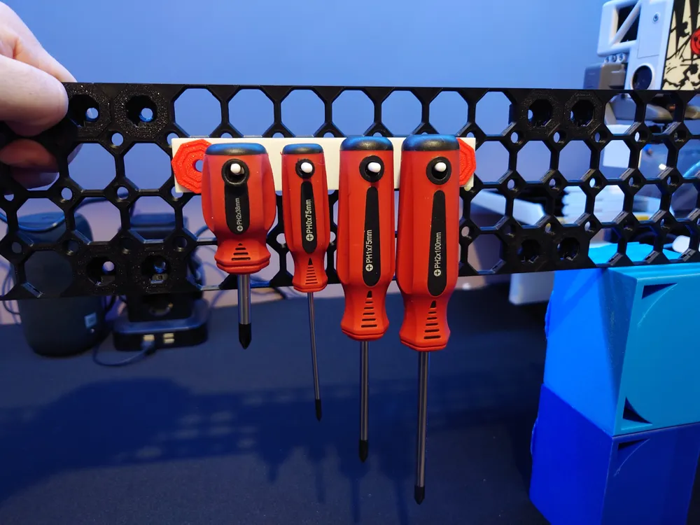 Parametric Screwdriver holder for MultiBoard - Free 3D Print Model ...