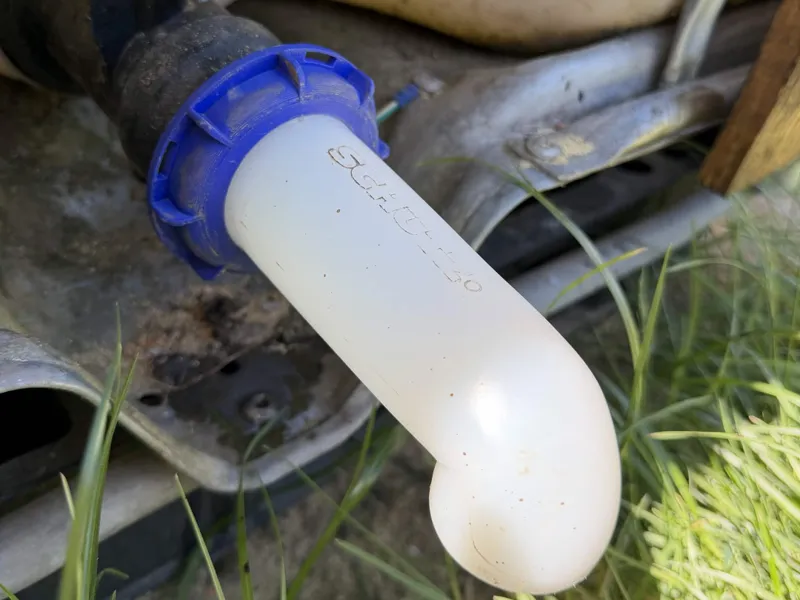 Adapteur tuyau pour robinet de cubis Schutz