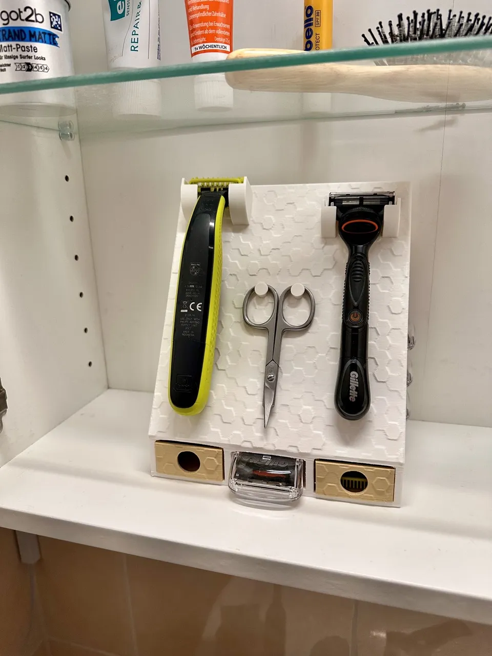 Gillette Fusion 5 & Philips OneBlade Holder/Stand - Free 3D Print Model ...