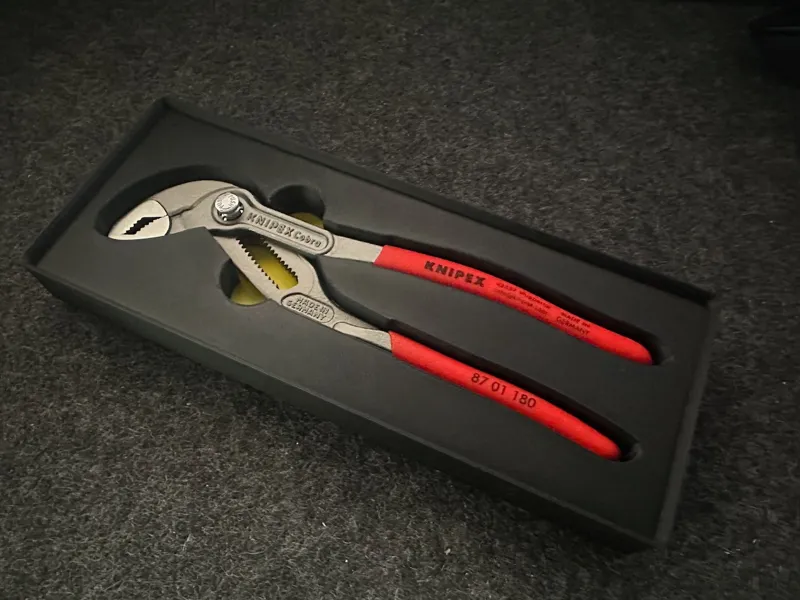 Knipex 180 Gridfinity Shadow Box