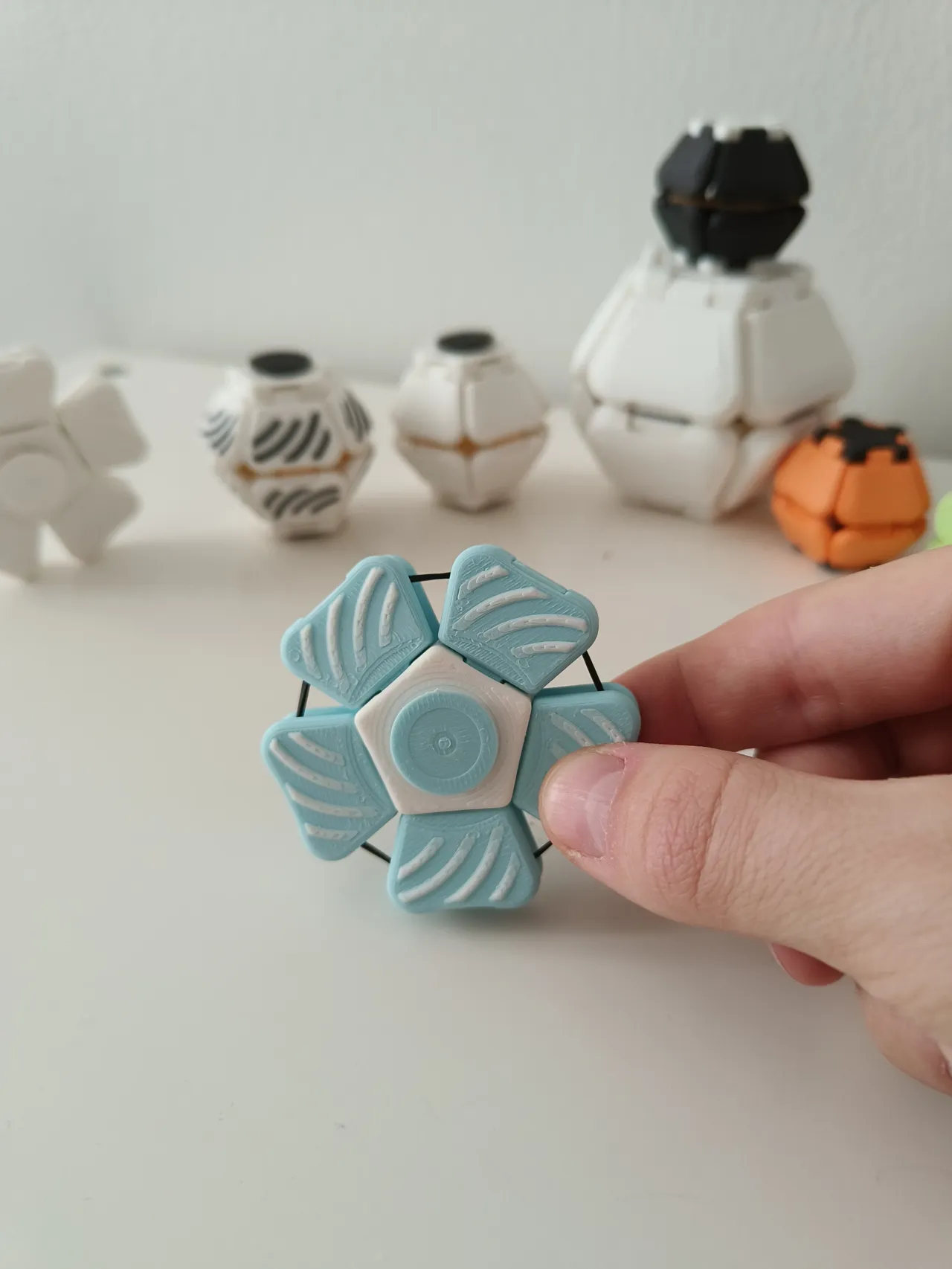 PentaSpin - The Spinning Fidget Clicker view 3
