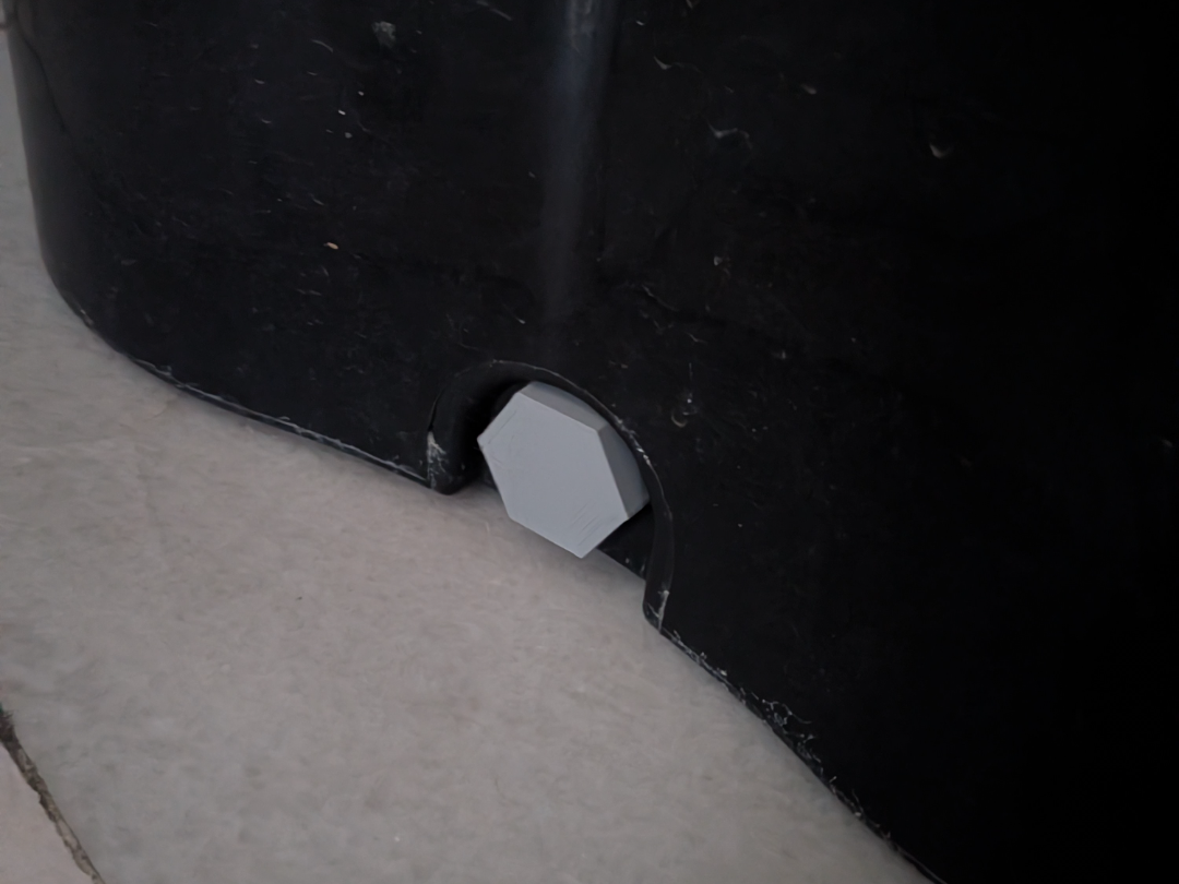 Mop Bucket Drain Seal Plug | Parametric