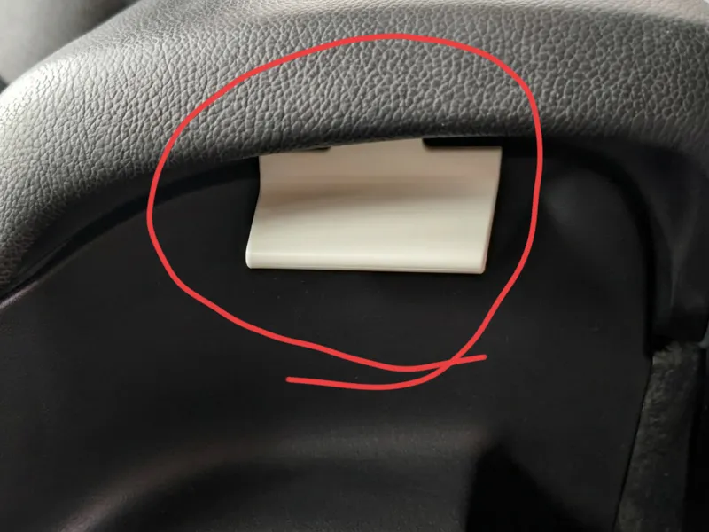 Palanca compartimento central kia Ceed 2016