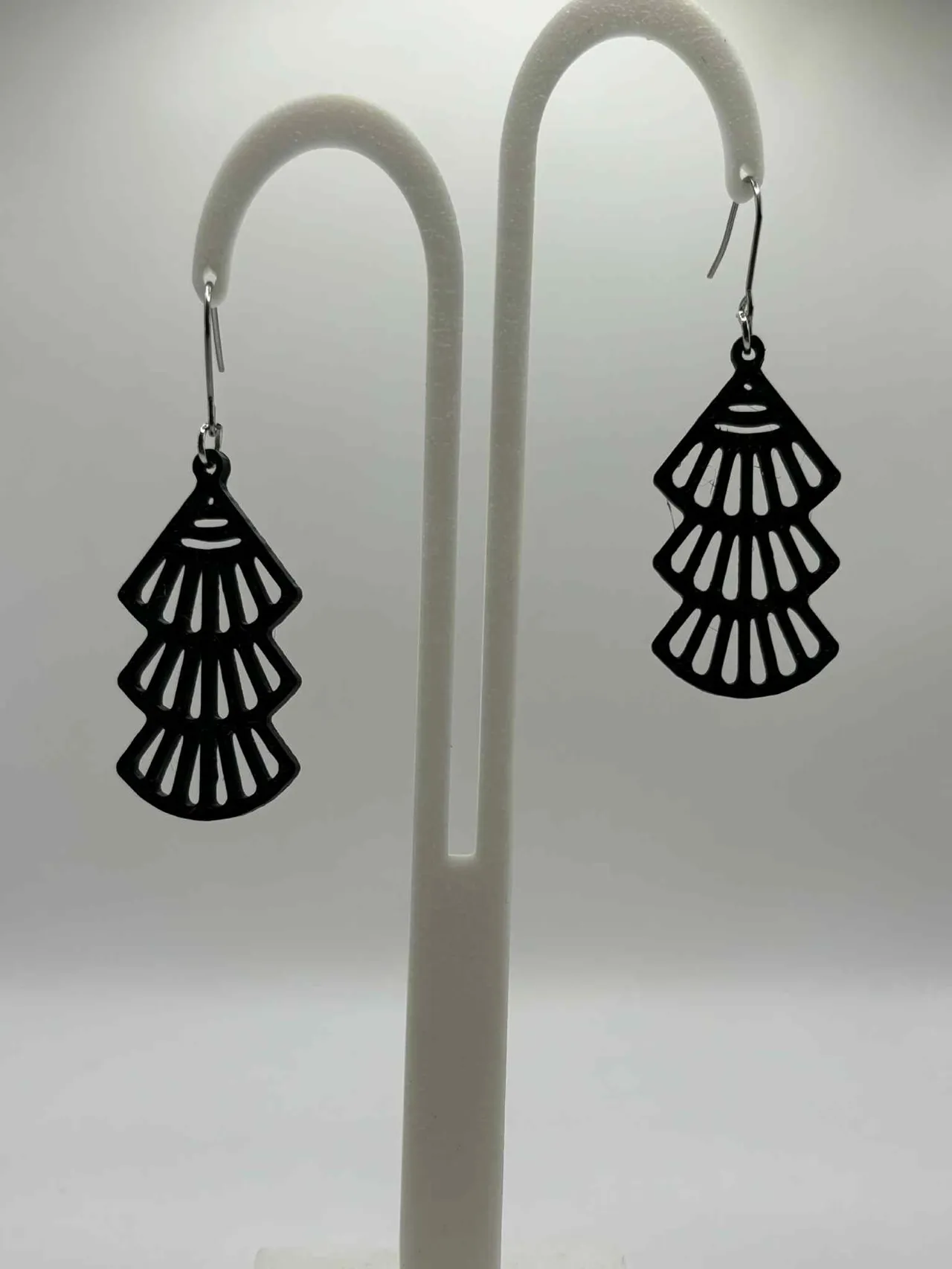 Echo Fans Earrings - No AMS view 4