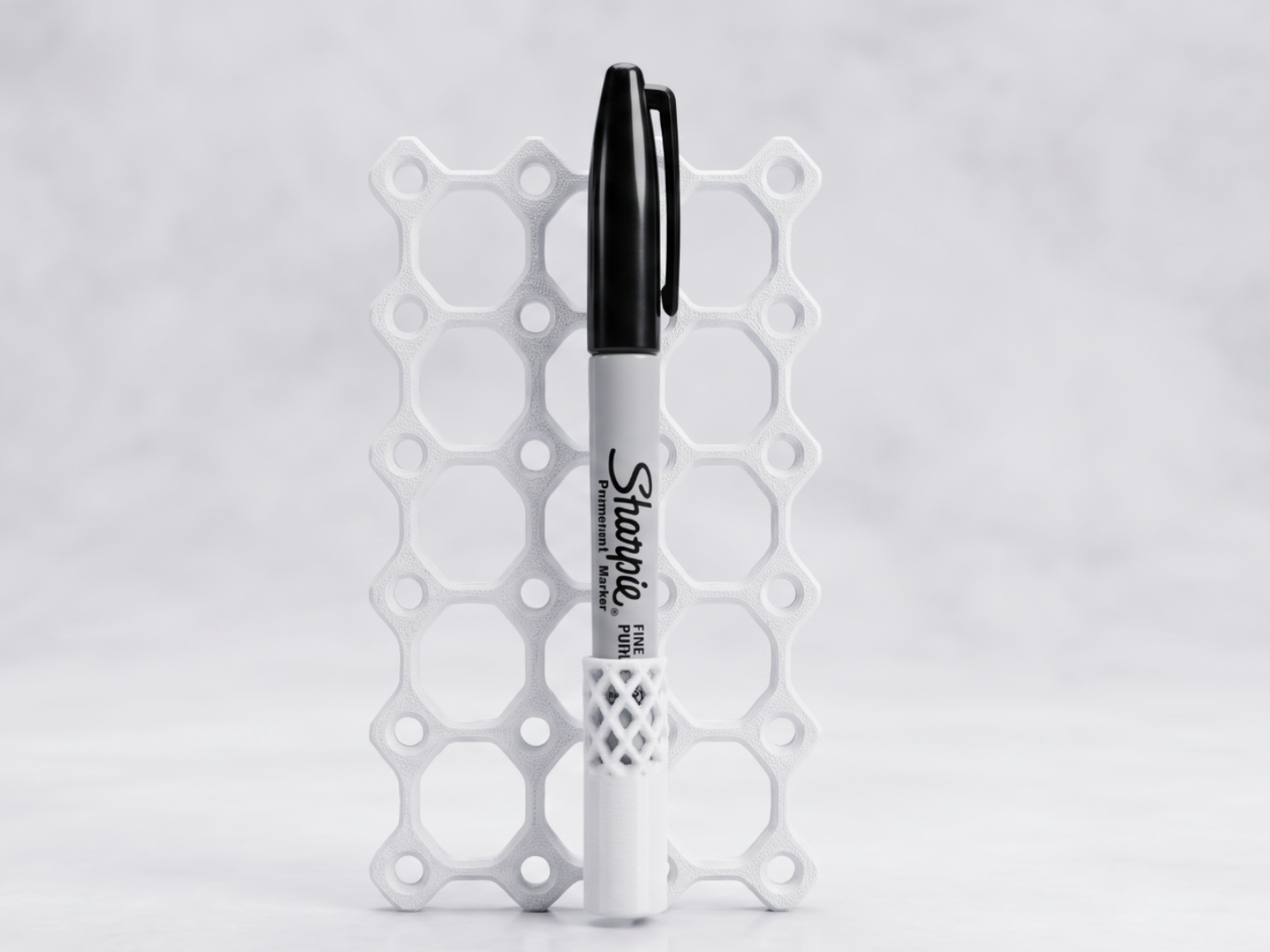 Sharpie Pen Holder with Mesh Pattern Multiboard