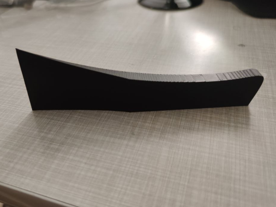 Scraper that can be printed upright