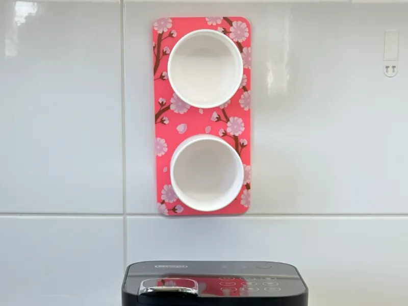 Sakura Mount: Corcelain Wall Organizer