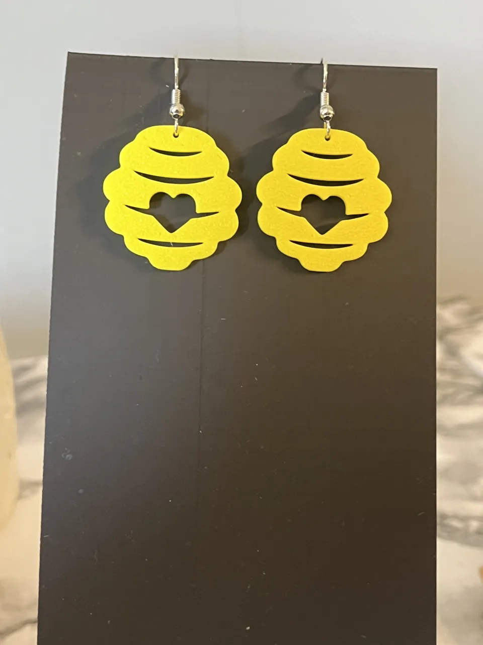 honey earrings view 2
