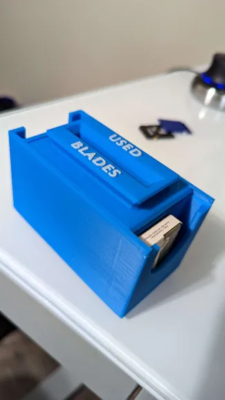 Safety Razor Disposal Box