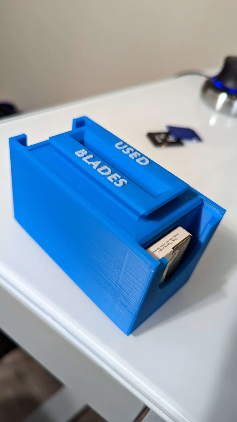 Safety Razor Disposal Box