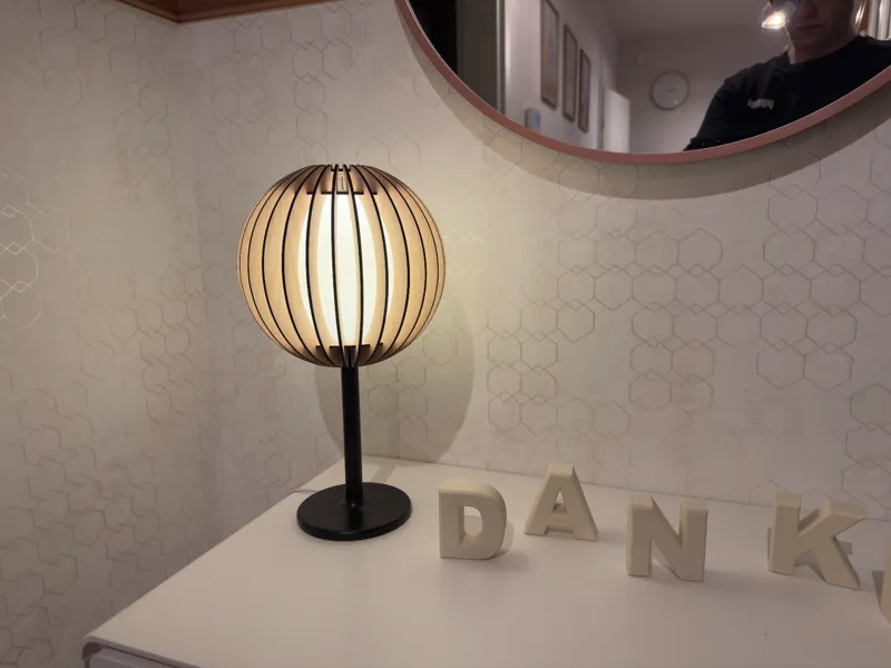 Tischlampe