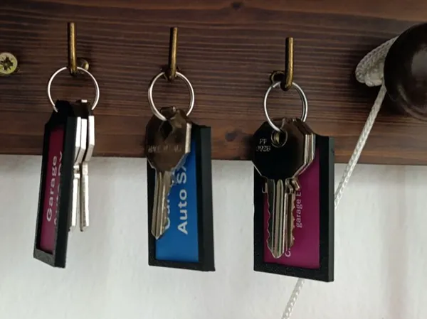 Porte-clés à fenêtre personnalisable