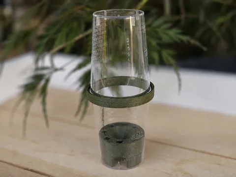 Adaptador: Rhizom-Anzuchtstation – Adapter für 4-cl-Becher — referencia de MakerWorld
