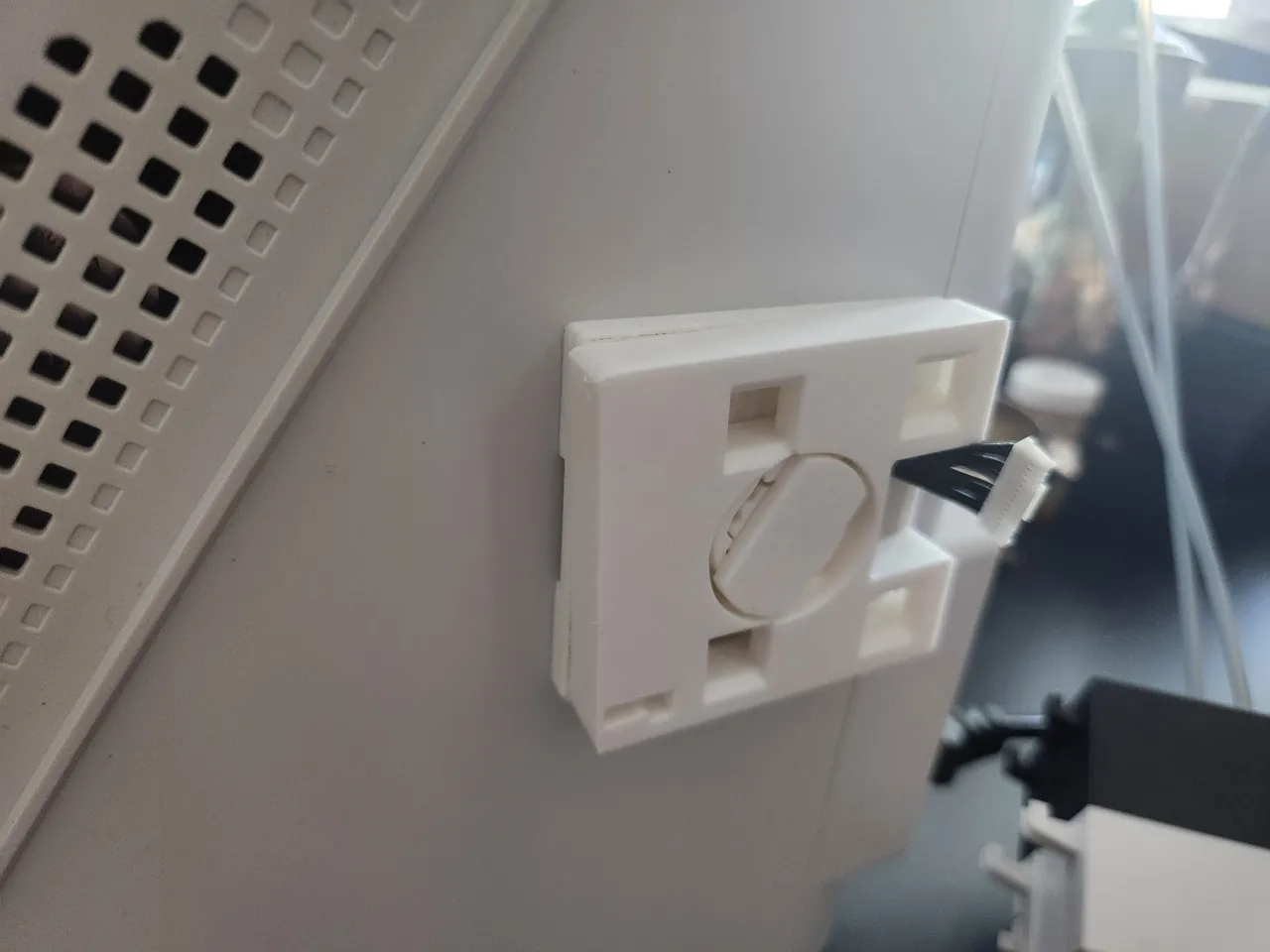 SnapMaker U1 Automatic Feeder Angle Adjustment view 2