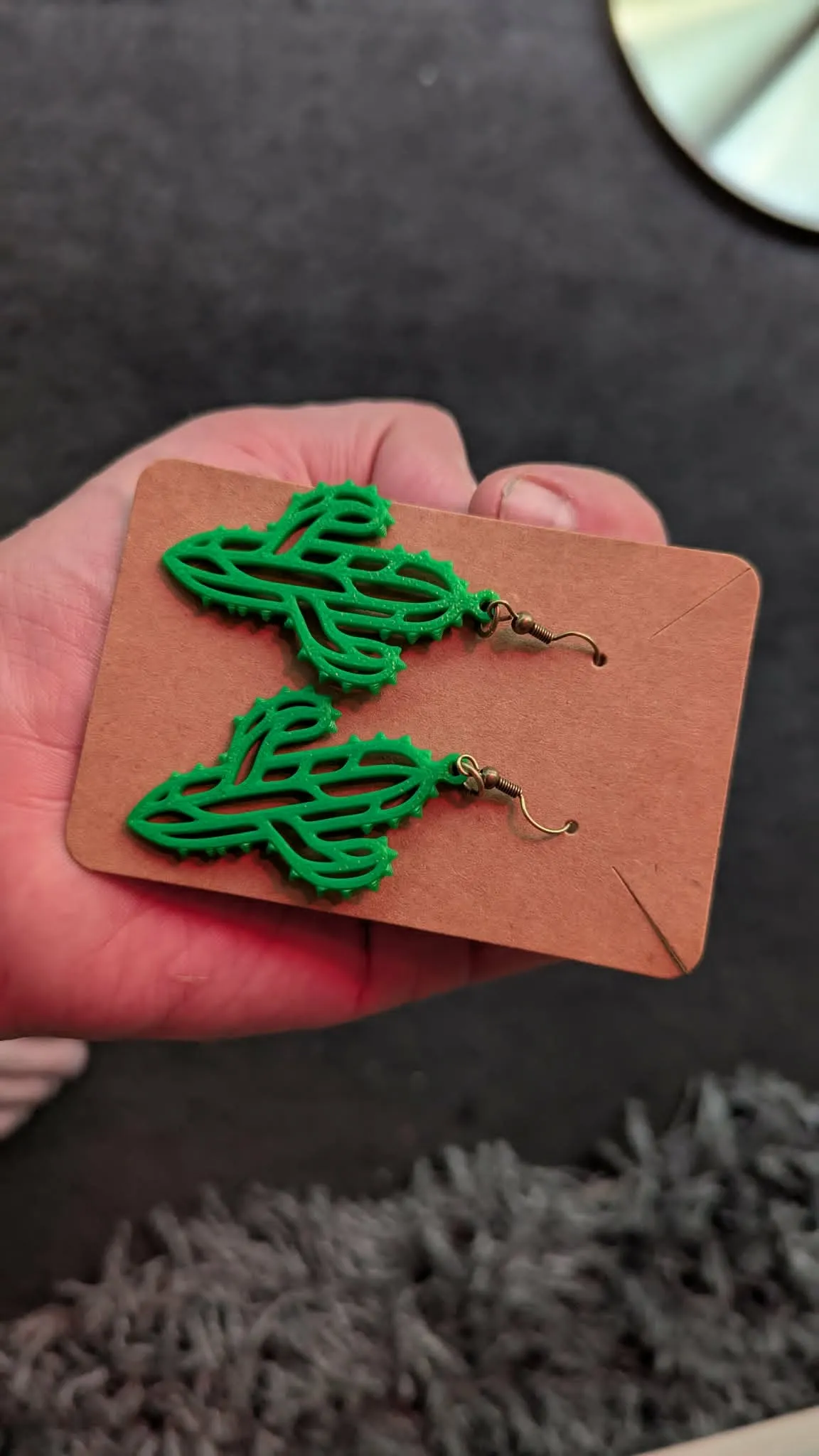 Cactus Élan Earrings view 3