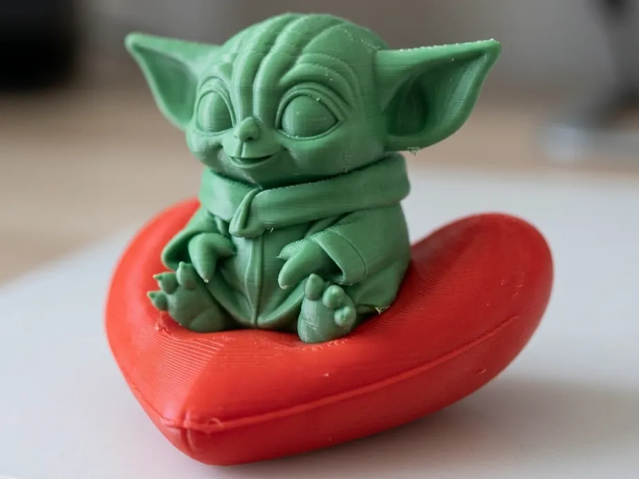 Accesorio para impresora 3D: Cute Grogu Baby Yoda on Heart Pillow NO AMS!. Referencia del modelo original.