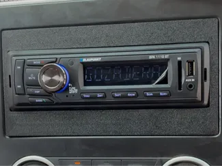 Acople Radio Nissan NV 200