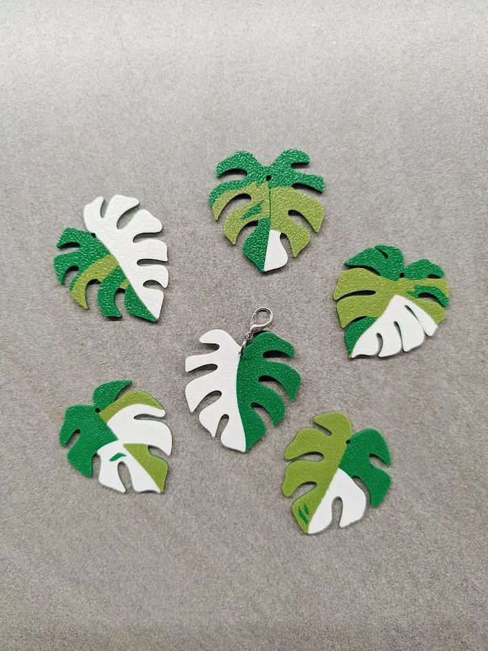 Monstera variegata earrings / keychains view 2