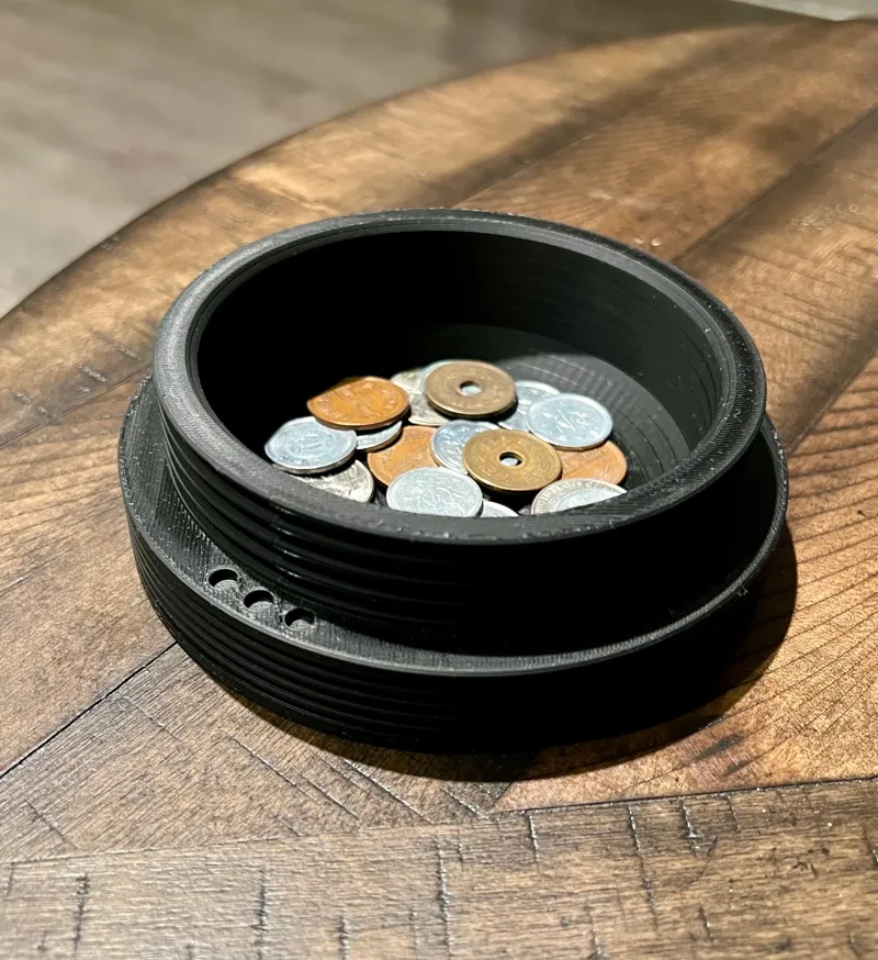 Pulley Coin Holder