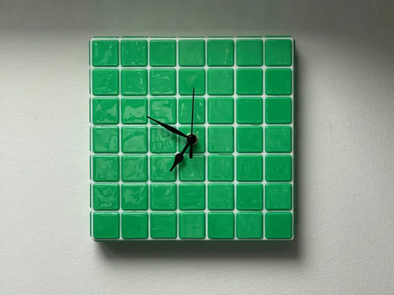 Tile clock