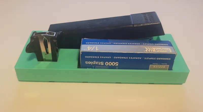 Gridfinity stapler caddy