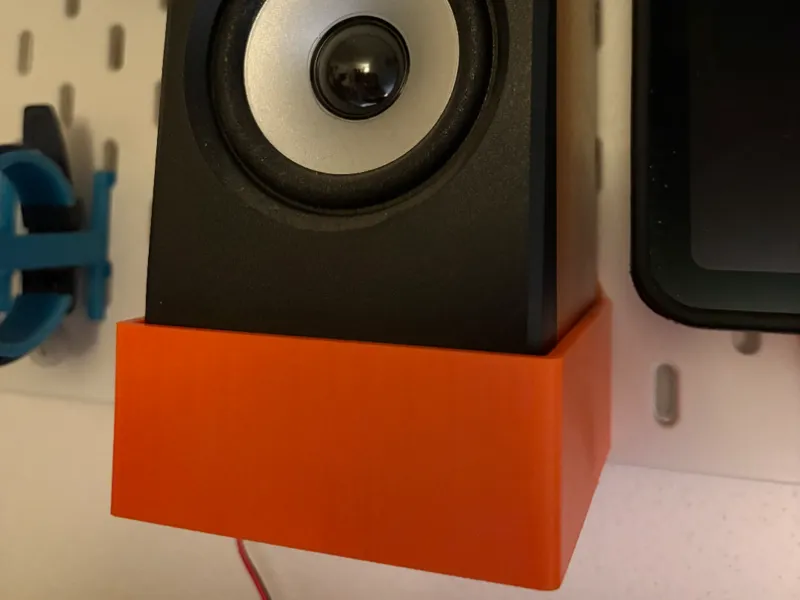 Skadis Speaker Holder